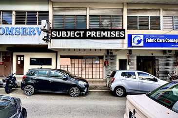 Prime Double-Storey Commercial Shop-Office in Island Glades, Greenlane