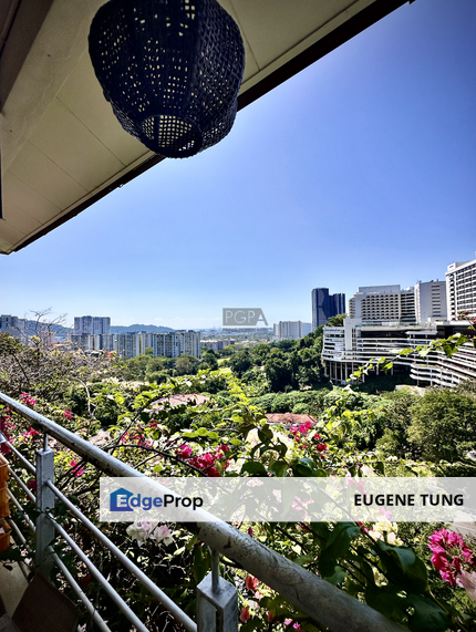 Three-Storey Bungalow in Bukit Jambul., Penang, Bukit Jambul