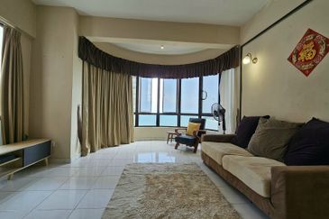 Twin Towers, Ratu Mutiara