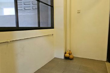 Twin Towers, Ratu Mutiara