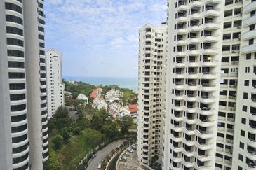 Twin Towers, Ratu Mutiara