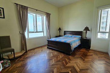 Quayside Seafront Resort Condominium