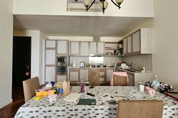 Quayside Seafront Resort Condominium