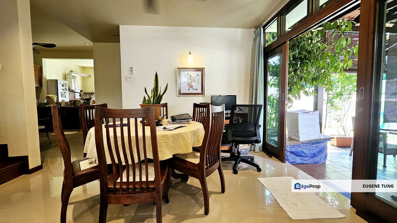 Stylishly Renovated Double-Storey Semi-Detached, Batu Ferringhi with Nice Garden, Penang, Batu Ferringhi