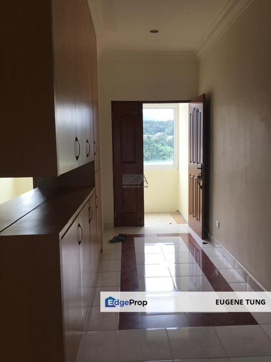 Tanjung Park Condominium (Large High Floor Unit) in Tanjung Tokong., Penang, Tanjung Tokong