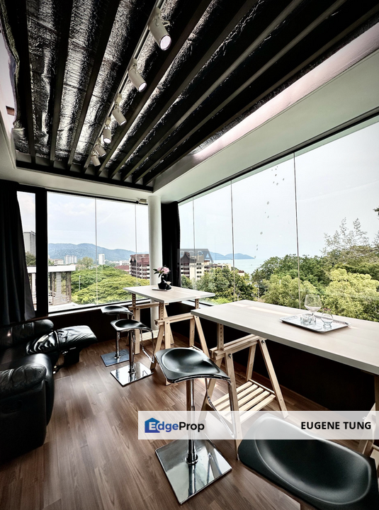 Bayu Ferringhi Semi-D Seaview Home with Private Pool, Penang, Batu Ferringhi