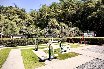 Boulevard Condominium