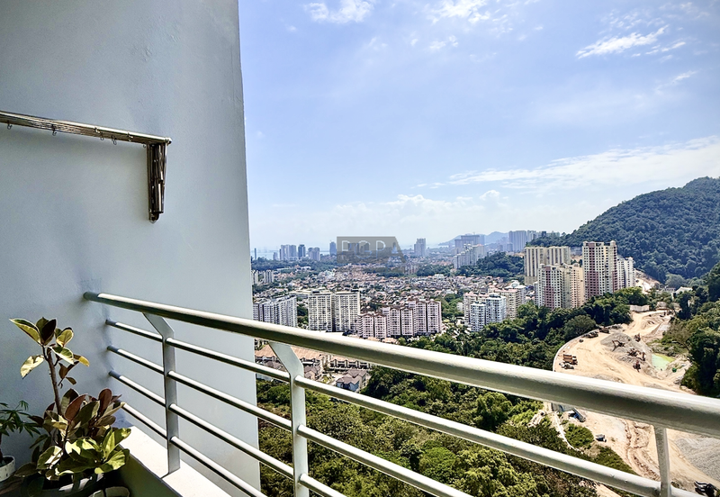 Boulevard Condominium