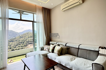 Boulevard Condominium