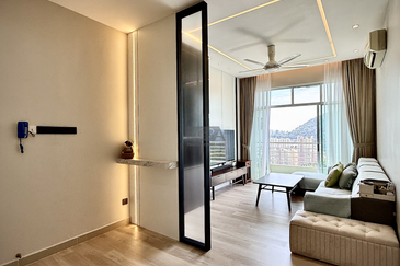 Boulevard Condominium