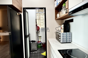 Boulevard Condominium