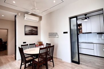 Boulevard Condominium