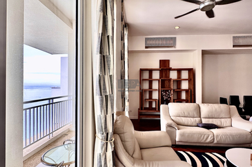 Quayside Seafront Resort Condominium