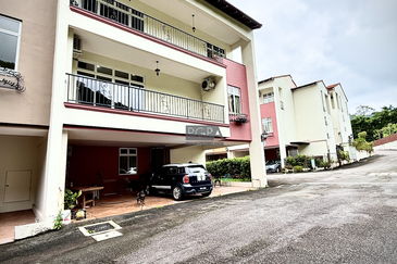 Sierra Pinang, 3-Storey Corner Terrace House, Balik Pulau