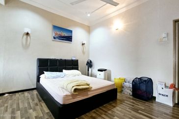 Cangkat Sungai Ara 7