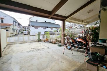 Cangkat Sungai Ara 7