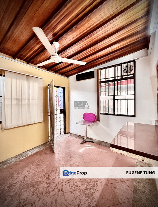 Double-Storey Semi-Detached House in Island Park, Greenlane, Penang, Greenlane