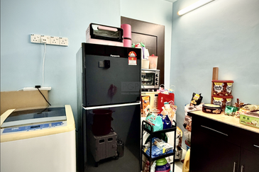 Twin Towers, Ratu Mutiara