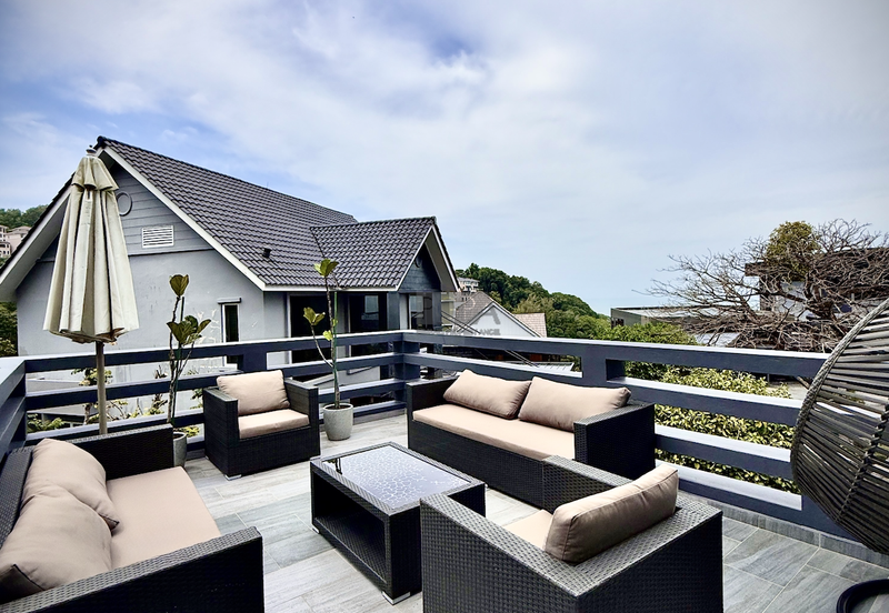 Charming Seaview Bungalow in Hilltop Villas, Batu Ferringhi.