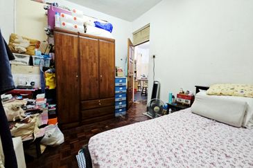 Taman Batu Bukit Flat