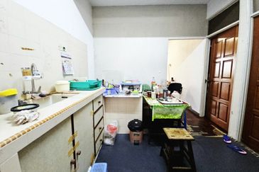 Taman Batu Bukit Flat