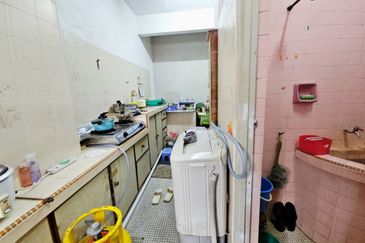 Taman Batu Bukit Flat