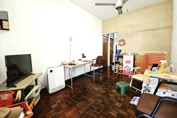 Taman Batu Bukit Flat