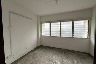 Taman Medan Penaga 77