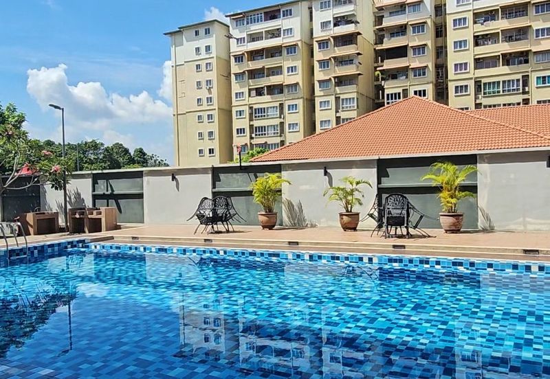 Delima Emas Apartment