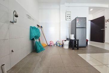 Delima Emas Apartment