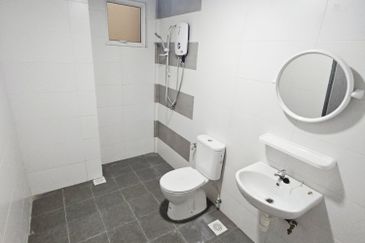 Delima Emas Apartment