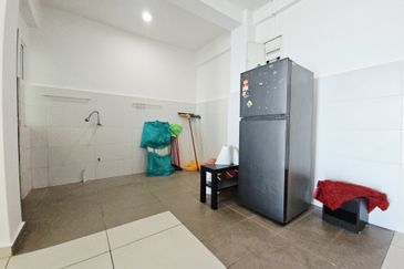 Delima Emas Apartment