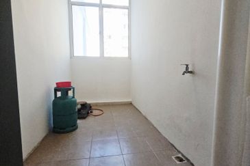 Delima Emas Apartment