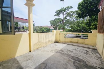 Jalan Juru 1