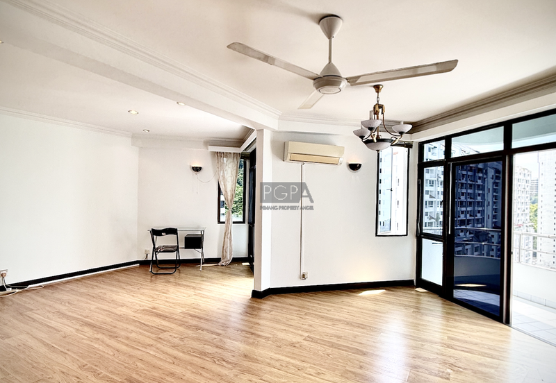 Marina Tower, Ratu Mutiara