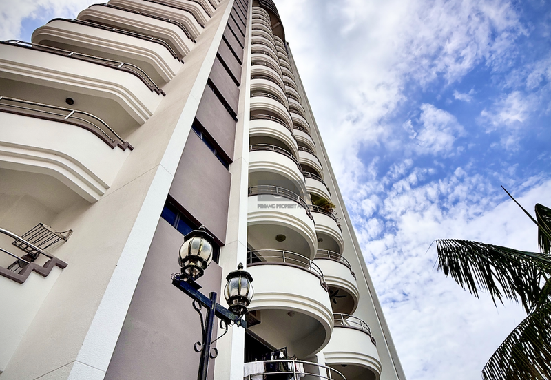 Marina Tower, Ratu Mutiara