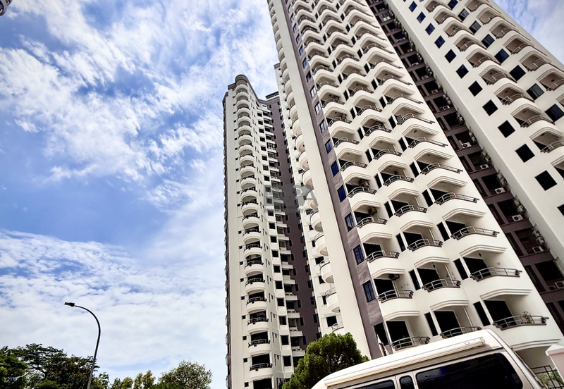 Marina Tower, Ratu Mutiara