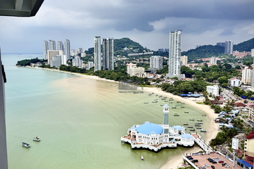 Marina Tower, Ratu Mutiara