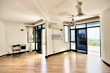 Marina Tower, Ratu Mutiara