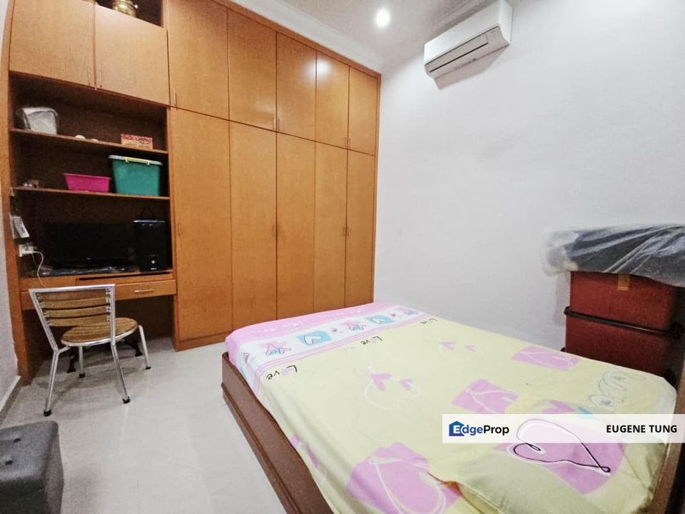 Well-Maintained Single-Storey Terrace House at Taman Evergreen, Tanjung Tokong, Penang., Penang, Tanjung Tokong