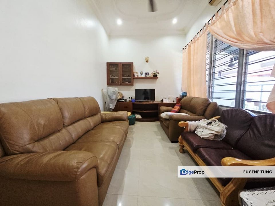 Well-Maintained Single-Storey Terrace House at Taman Evergreen, Tanjung Tokong, Penang., Penang, Tanjung Tokong