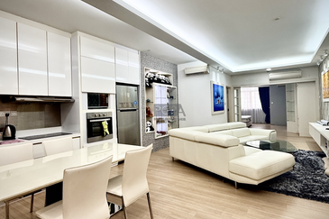 One One Eight (118 @ Island Plaza)