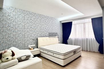 One One Eight (118 @ Island Plaza)