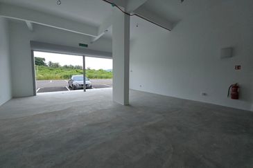 Pangsapuri Mutiara Indah Ground Floor Shoplot, Simpang Ampat, Penang