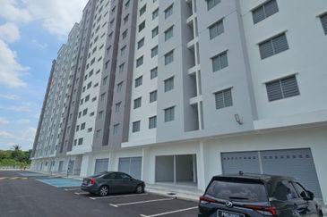 Pangsapuri Mutiara Indah Ground Floor Shoplot, Simpang Ampat, Penang