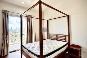 Quayside Seafront Resort Condominium