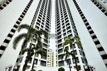 Coastal Tower, Ratu Mutiara