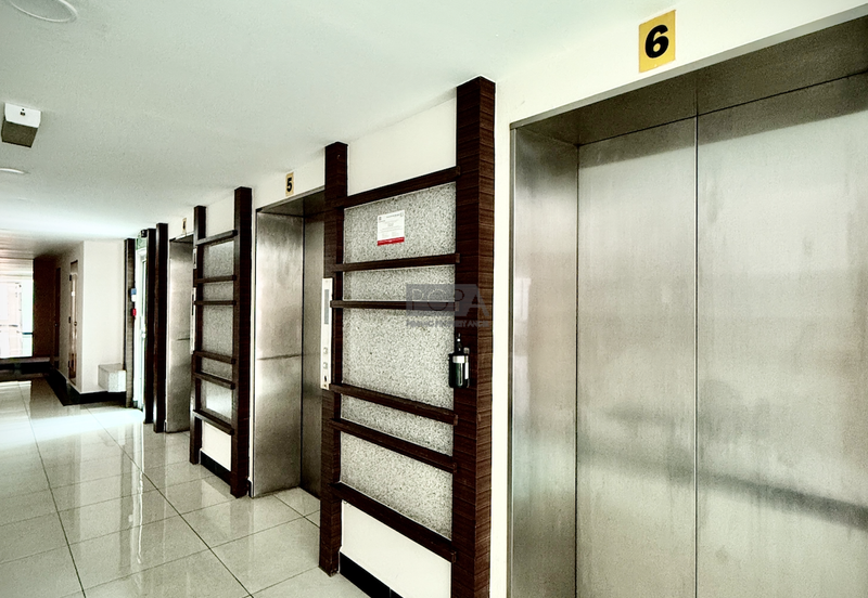 Coastal Tower, Ratu Mutiara