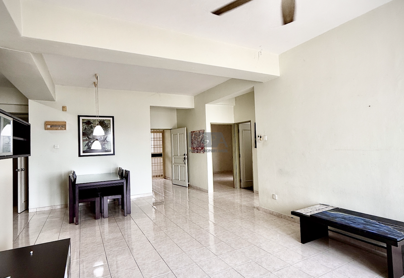 Coastal Tower, Ratu Mutiara