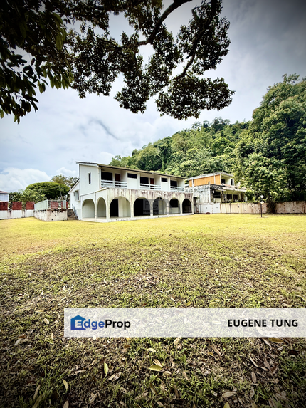 Charming Split-Level Bungalow in Taman Jesselton., Penang, Georgetown